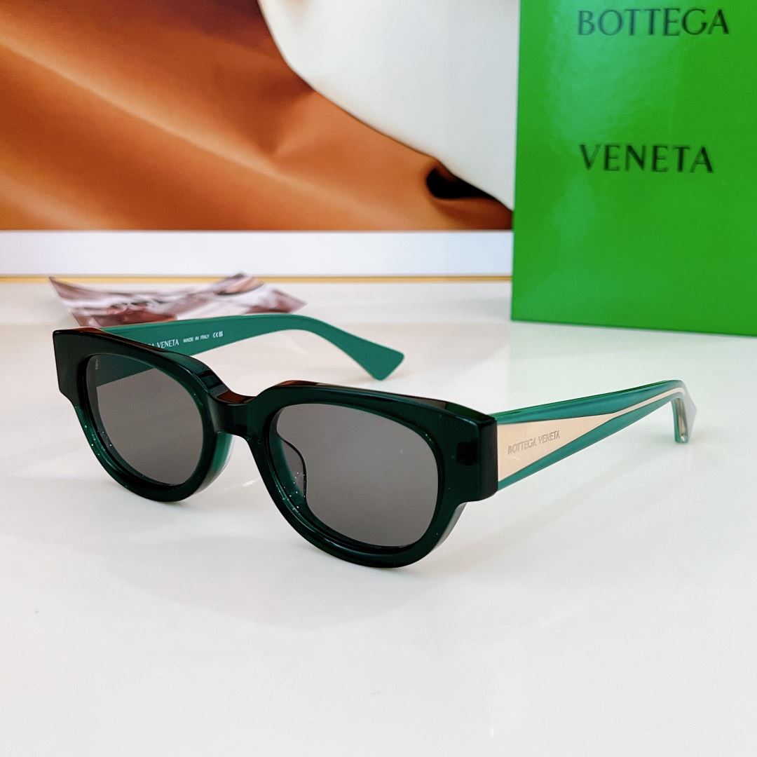 Bottega Veneta Sunglasses